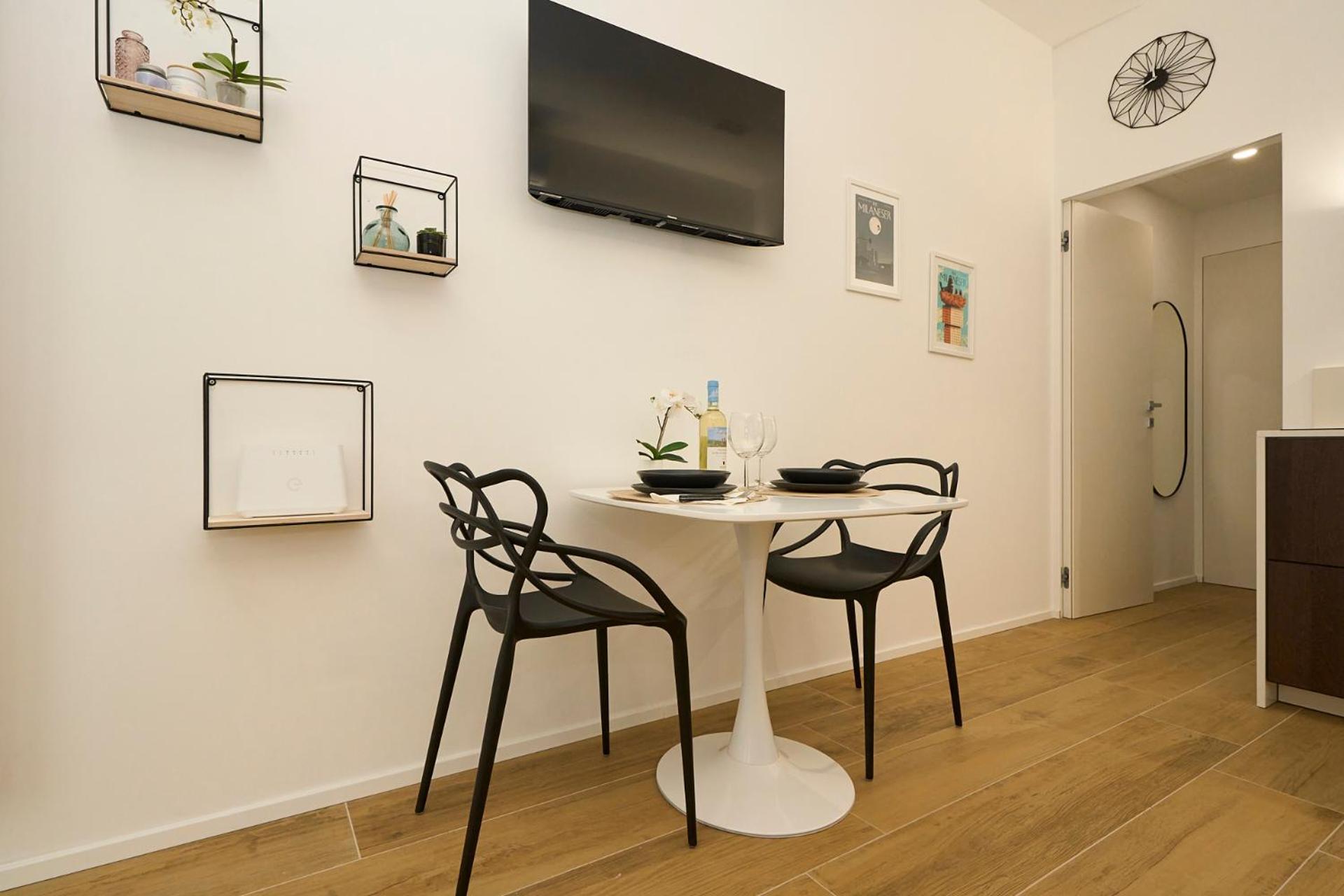 Duomo 10 Min - Cozy With Netflix & Wifi Διαμέρισμα Μιλάνο Εξωτερικό φωτογραφία